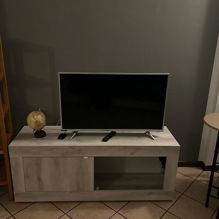 La Casa Di Ale Apartment Леко Екстериор снимка